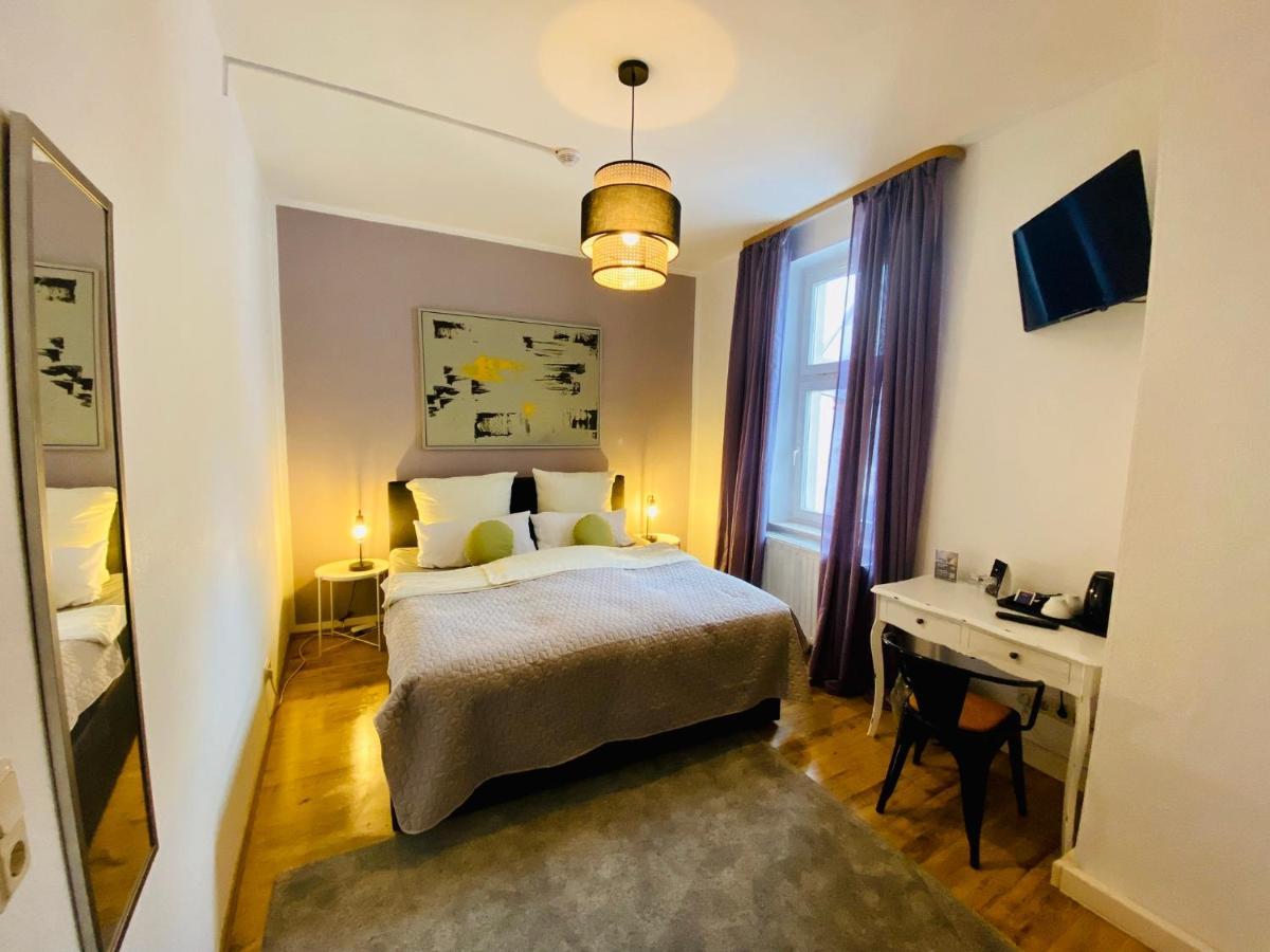 Baerliner Hotel Ерфурт Екстер'єр фото