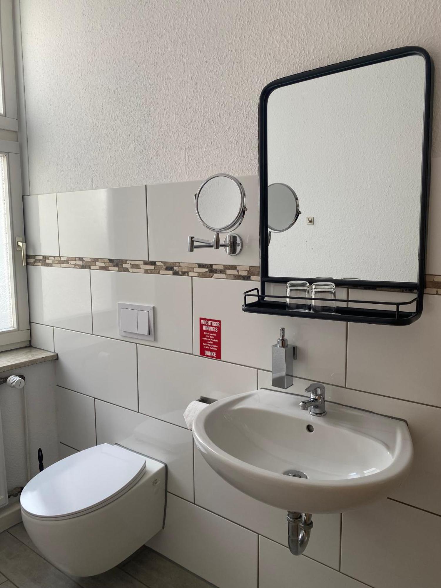 Baerliner Hotel Ерфурт Екстер'єр фото